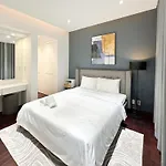 Gem Residence - The Manor Central