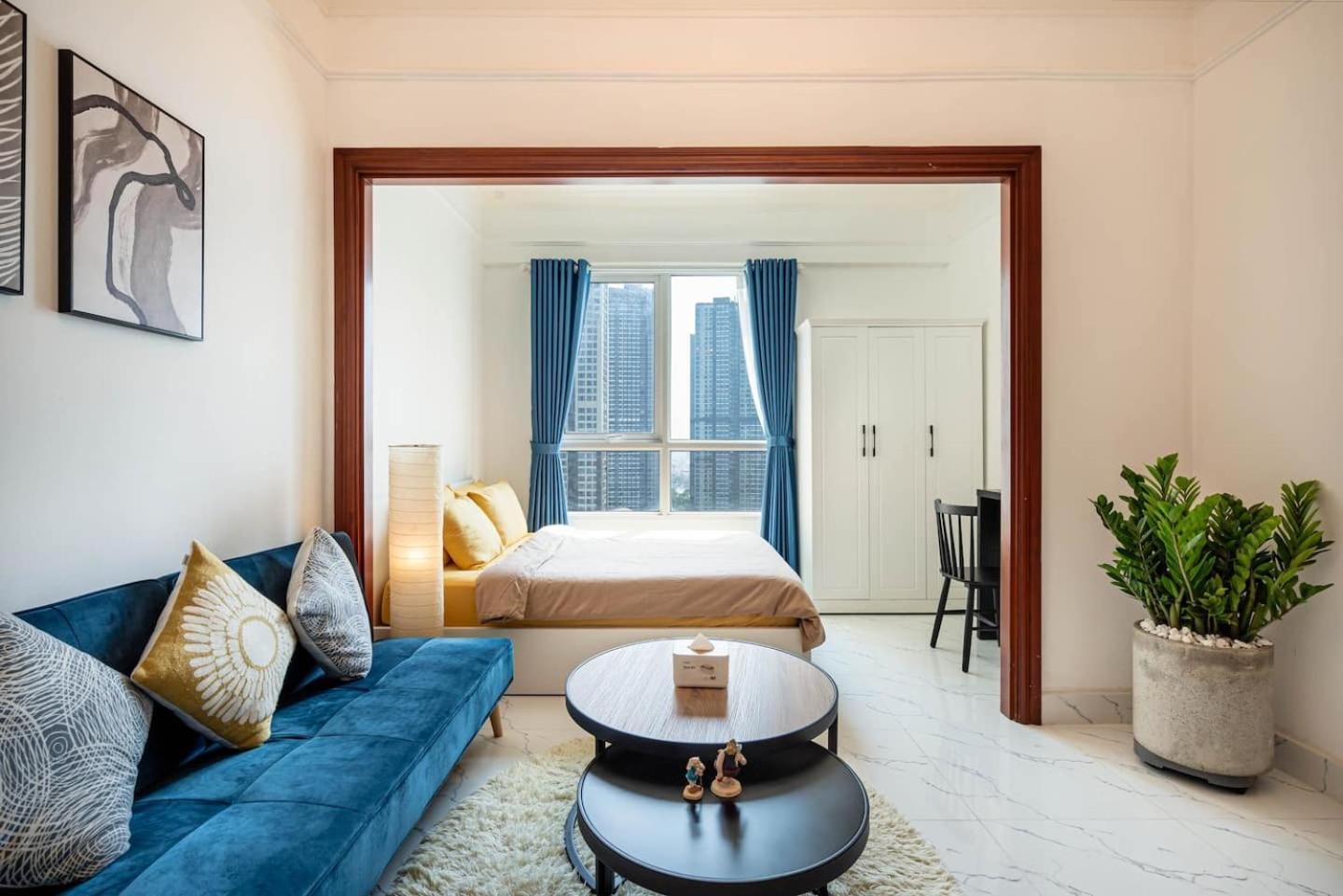 Gem - The Manor Apartment